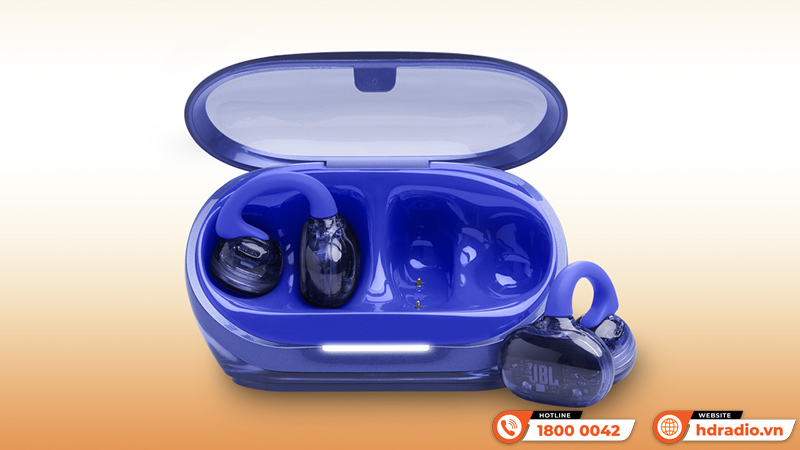 JBL ra mắt tai nghe mới mang tên Soundgear Clips