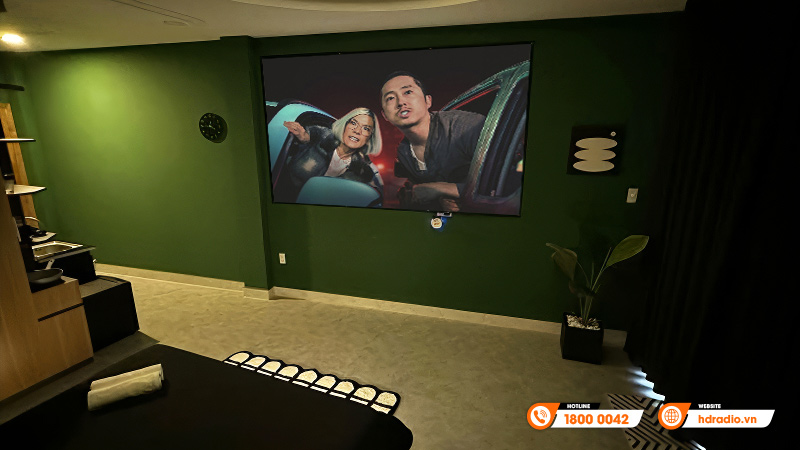 Máy chiếu cho hình ảnh lớn hơn tivi