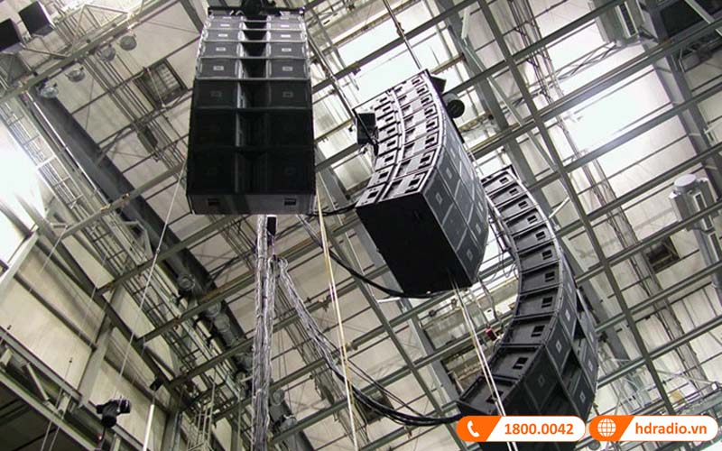 Loa line array và bài toán về âm thanh trong nhà thi đấu thể thao
