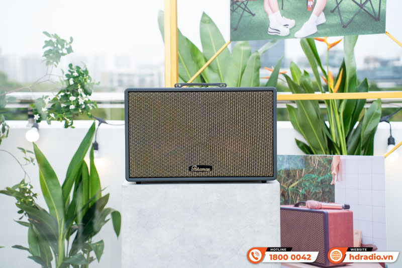 PARAMAX ra mắt dòng loa karaoke di động cao cấp Saga và Saga 8