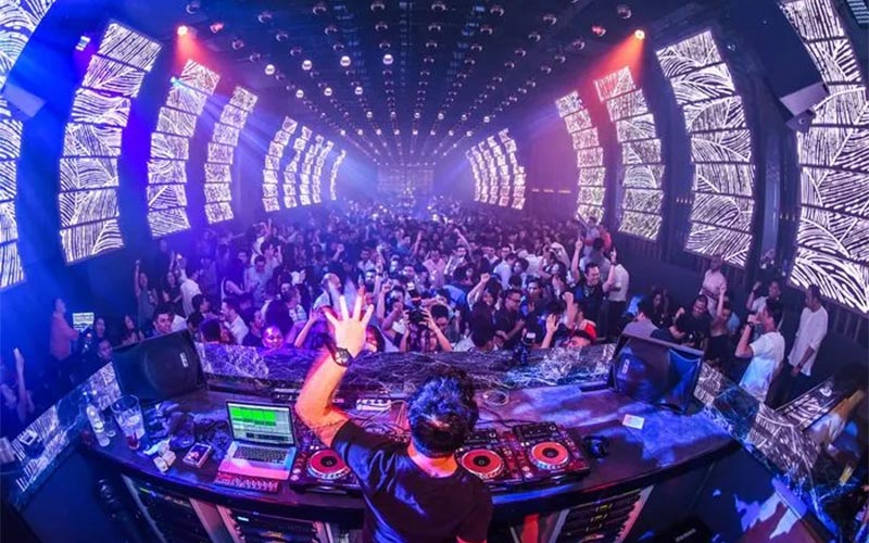 Pub là gì? Pub và Bar khác nhau như thế nào?