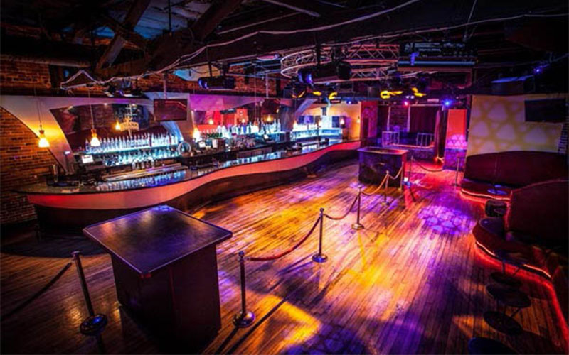 Pub là gì? Pub và Bar khác nhau như thế nào?