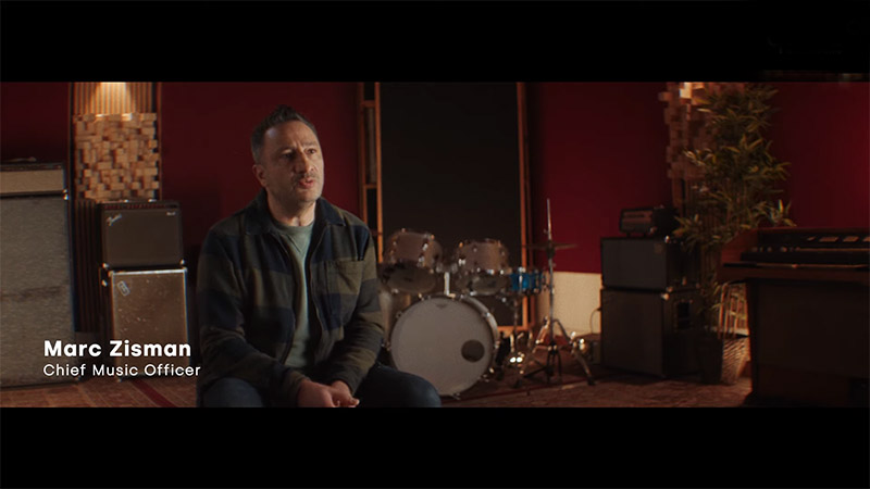 Giám đốc  âm nhạc Marc Zisman