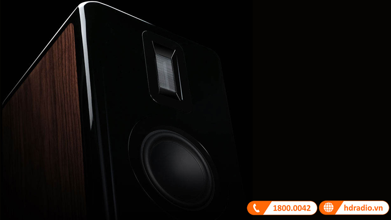 Quad ra mắt 2 mẫu loa mới mang tên Revela 1 và Revela 2