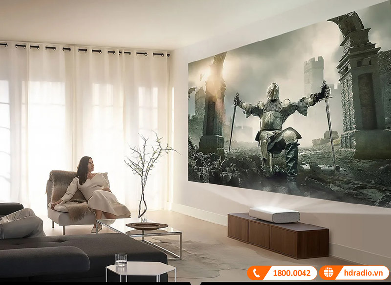 Samsung ra mắt máy chiếu gần Premiere 8K UST
