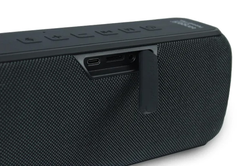 Tangent hé lộ siêu phẩm loa Bluetooth kháng nước, công suất lớn mang tên Pebble Max