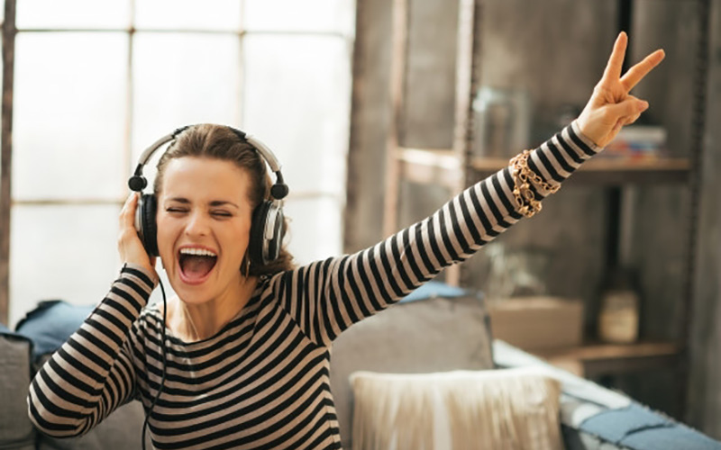Tone nhạc là gì? Làm sao để hát karaoke đúng tone