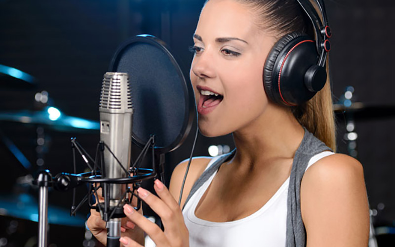 Tone nhạc là gì? Làm sao để hát karaoke đúng tone