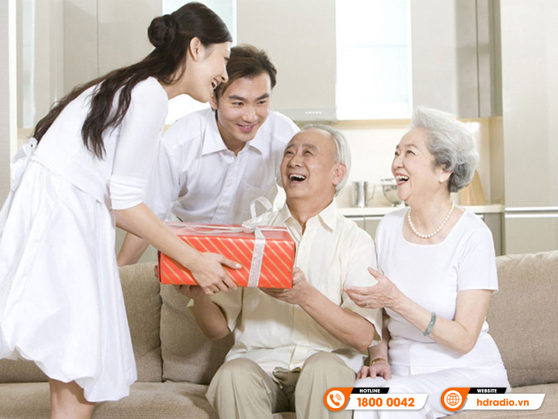Quà tết tặng người thân, gia đình