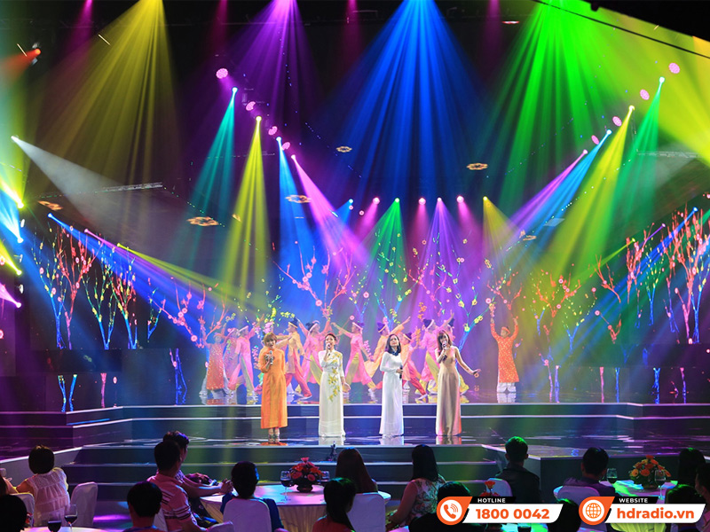 So sánh đèn sân khấu Par, Beam, Wash: Loại nào phù hợp với nhu cầu của bạn?