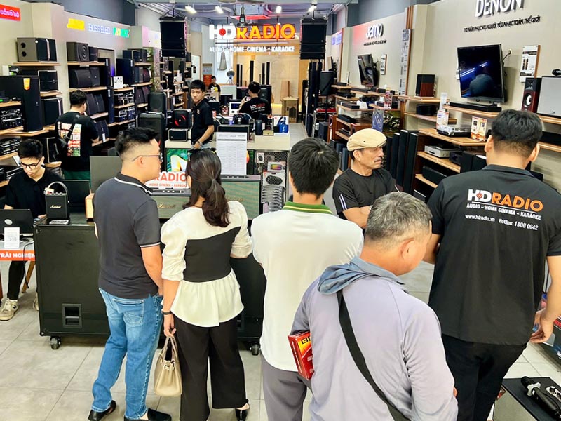 Đèn Laser Nháy Theo Nhạc