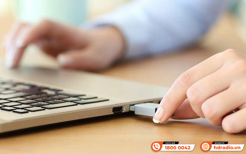 Cách khắc bàn DJ không nhận USB
