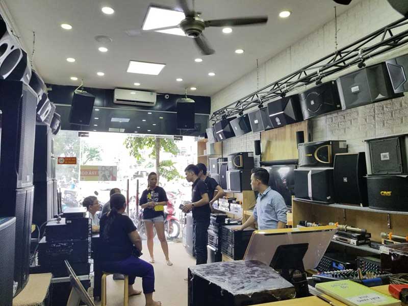 Mua dàn karaoke gia đình ở đâu Tốt?