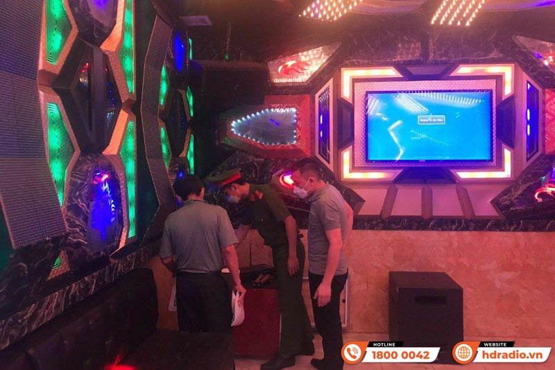 Quán karaoke được mở đến mấy giờ?