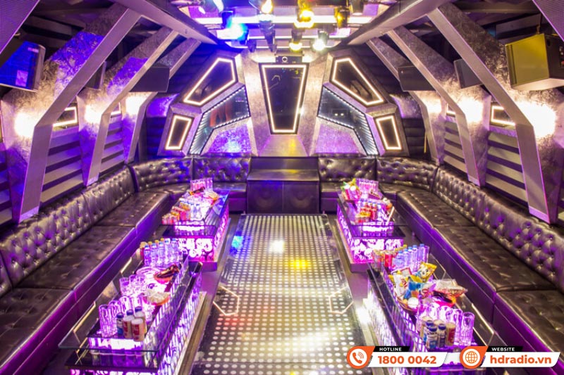 Quán karaoke được mở đến mấy giờ?
