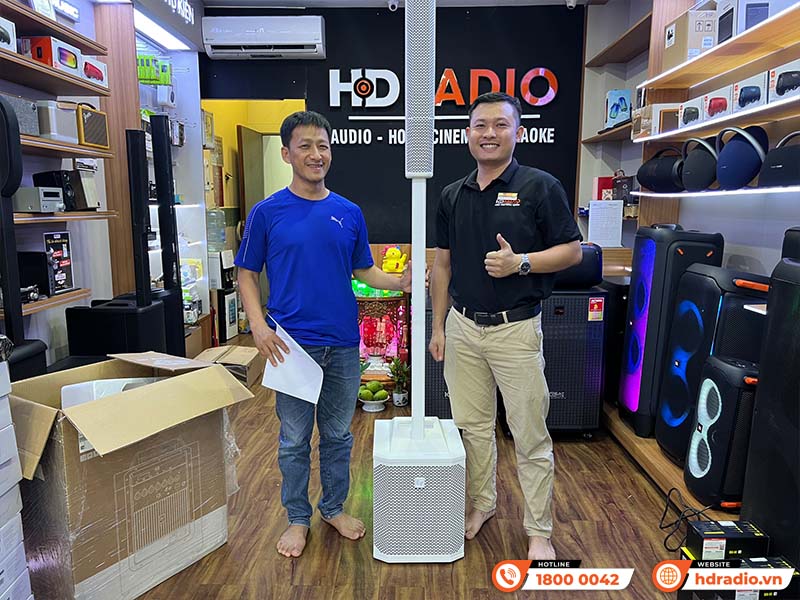 hình ảnh thực tế khách hàng mua sản phẩm Loa Electro-Voice chính hãng tại HDRadio