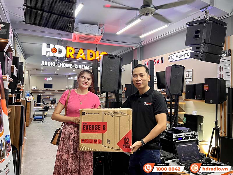 hình ảnh thực tế khách hàng mua sản phẩm Loa Electro-Voice chính hãng tại HDRadio