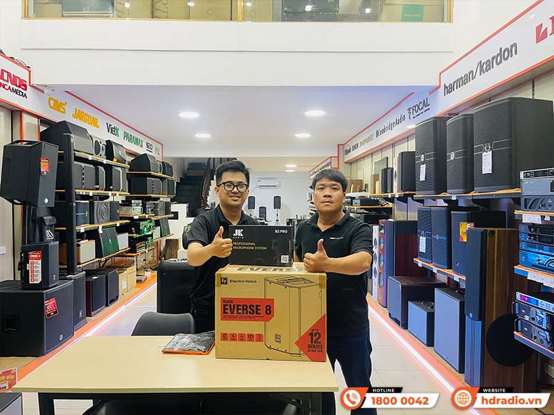 hình ảnh thực tế khách hàng mua sản phẩm Loa Electro-Voice chính hãng tại HDRadio
