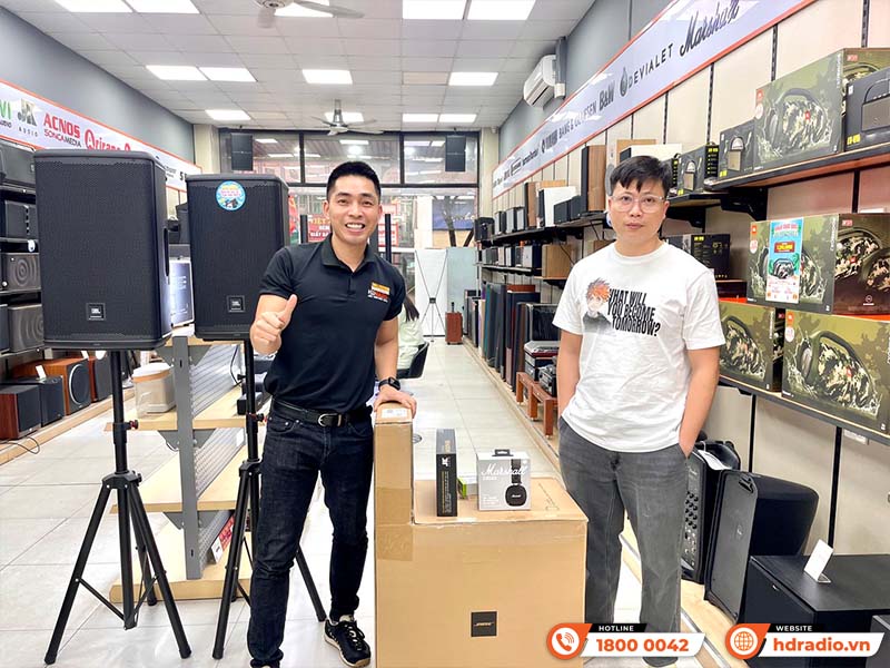hình ảnh thực tế khách hàng mua sản phẩm Loa Bose chính hãng tại HDRadio