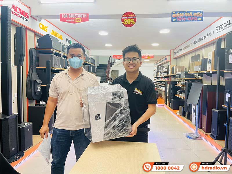 hình ảnh thực tế khách hàng mua sản phẩm Loa Bose chính hãng tại HDRadio