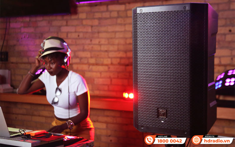 So Sánh Loa Bose với Loa Electro-Voice Mới Nhất