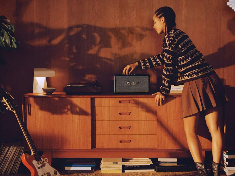 So sánh loa Marshall Stanmore 3 và loa JBL Boombox 3