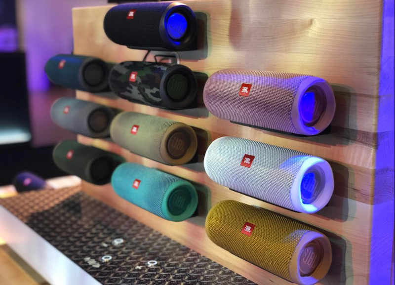 Cách để thay pin cho loa bluetooth và những điều cần lưu ý