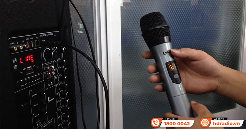 Cách khắc phục sự cố micro thường gặp khi hát karaoke