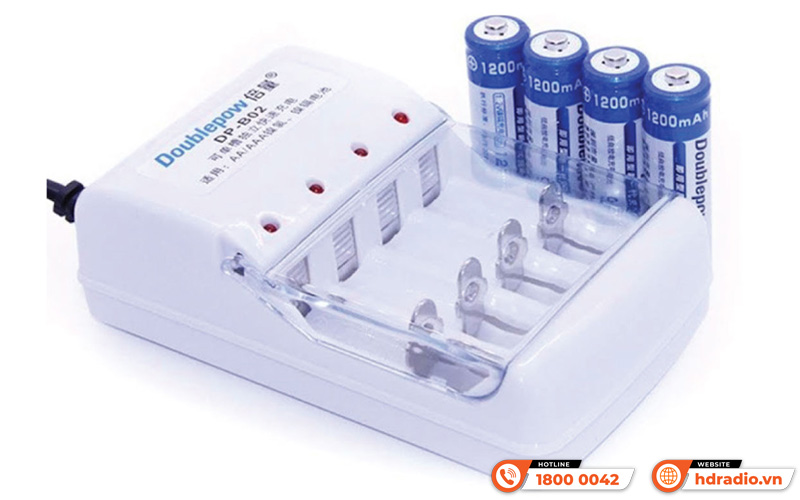 Có nên dùng pin sạc cho micro không dây