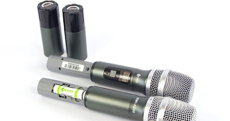 Micro nhanh het pin Micro nhanh het pin