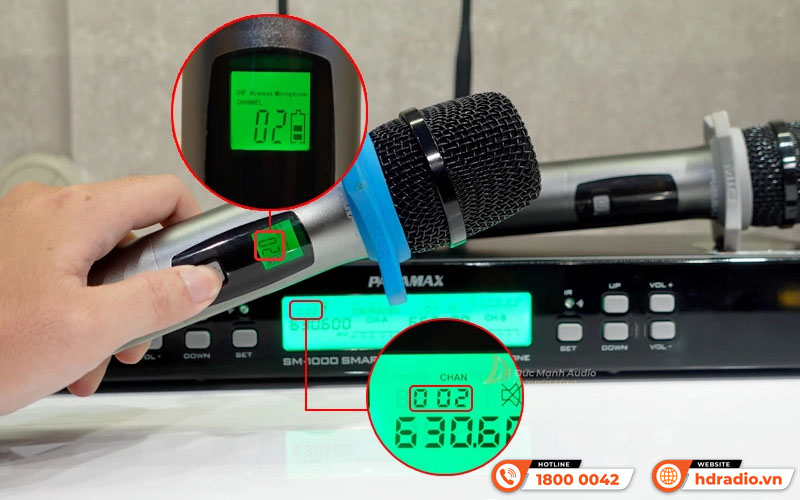 So sánh micro karaoke có dây và không dây