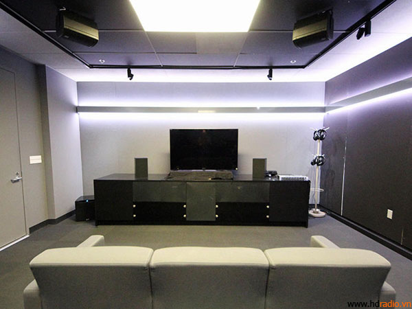 Một không gian demo tái hiện lại phòng khách của người dùng